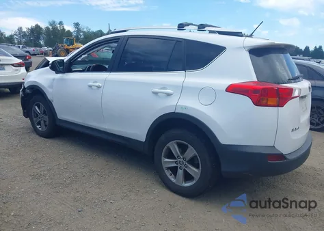 2015 Toyota Rav4 Xle из США, поврежденный, VIN 2T3RFREV1FW321709